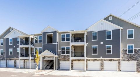 Photo of 646 N 380 W, Vineyard, UT 84059 (MLS # 2150247)