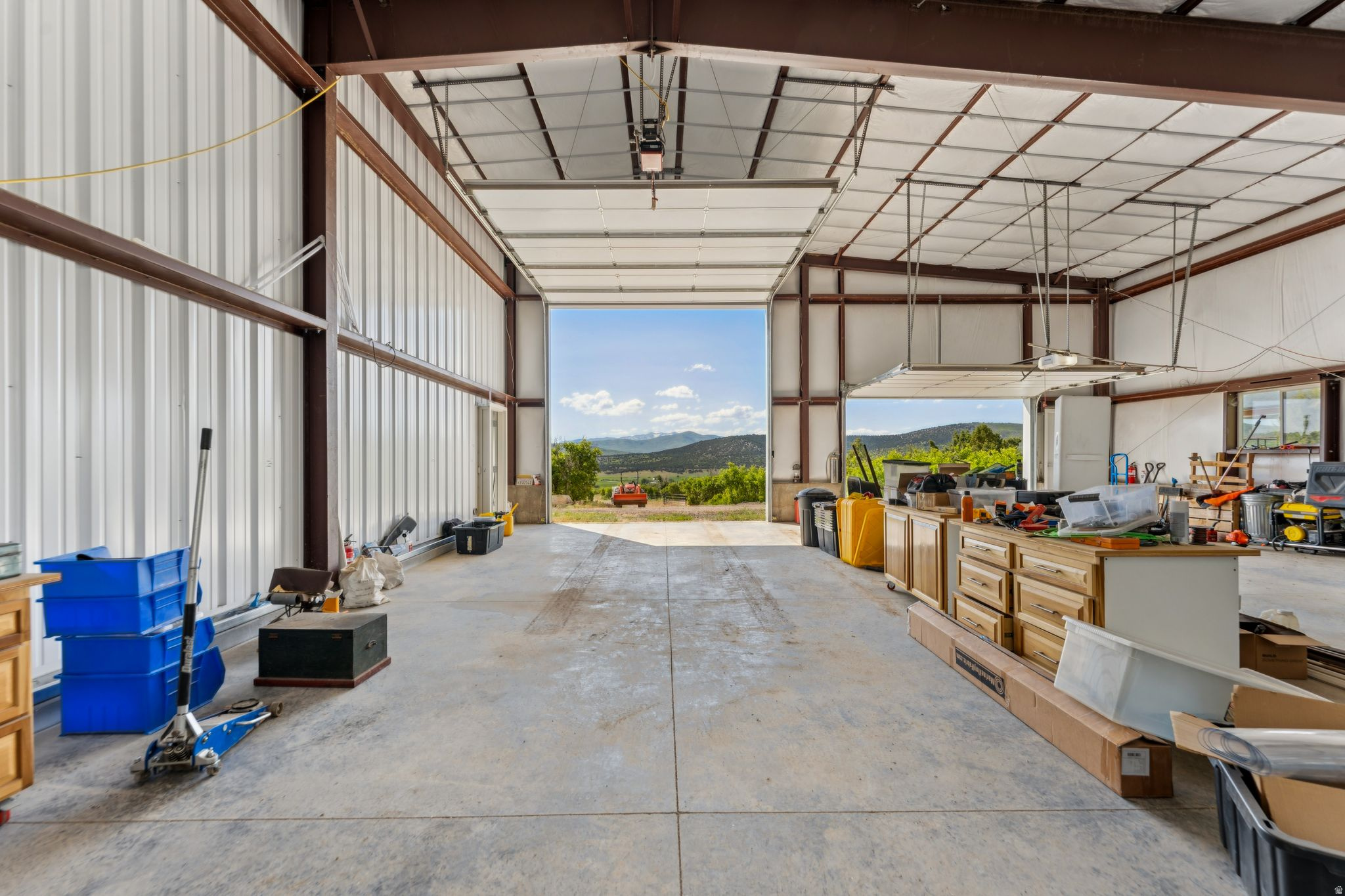 HAWK MEADOWS RANCH - Residential