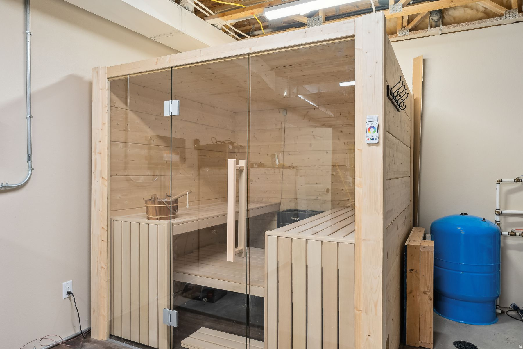 HAWK MEADOWS RANCH - Residential