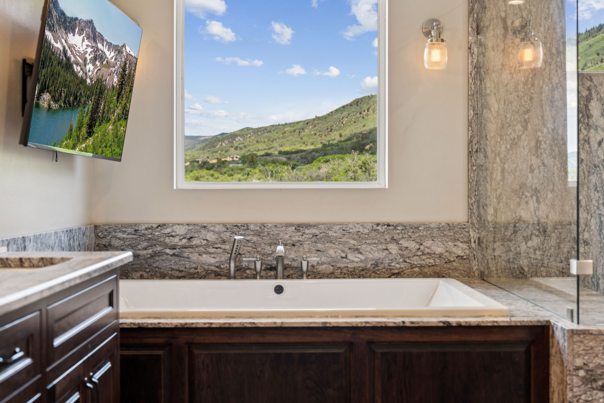 HAWK MEADOWS RANCH - Residential