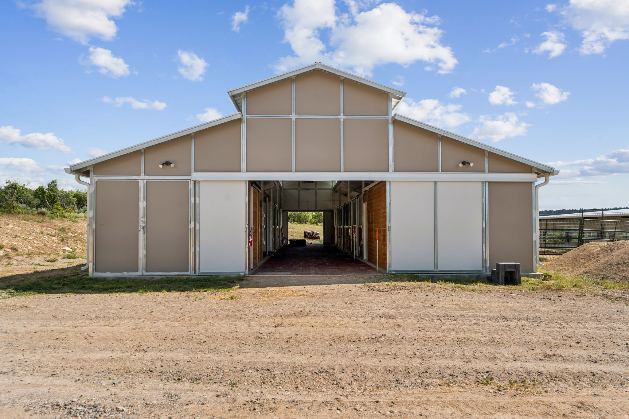 HAWK MEADOWS RANCH - Residential