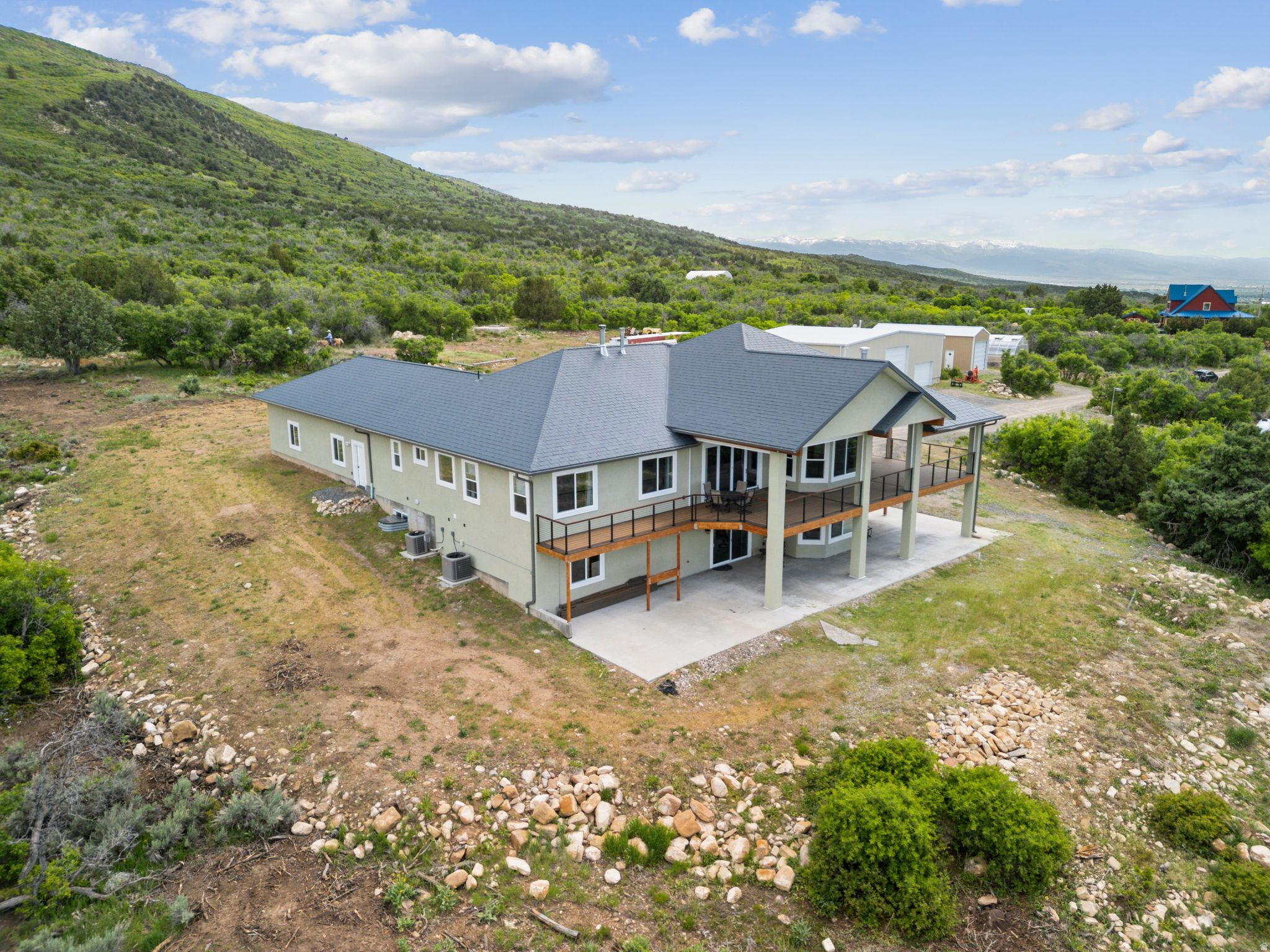 HAWK MEADOWS RANCH - Residential