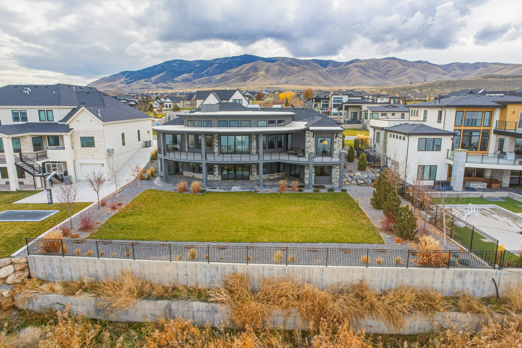 WILTSHIRE ESTATE - Residential