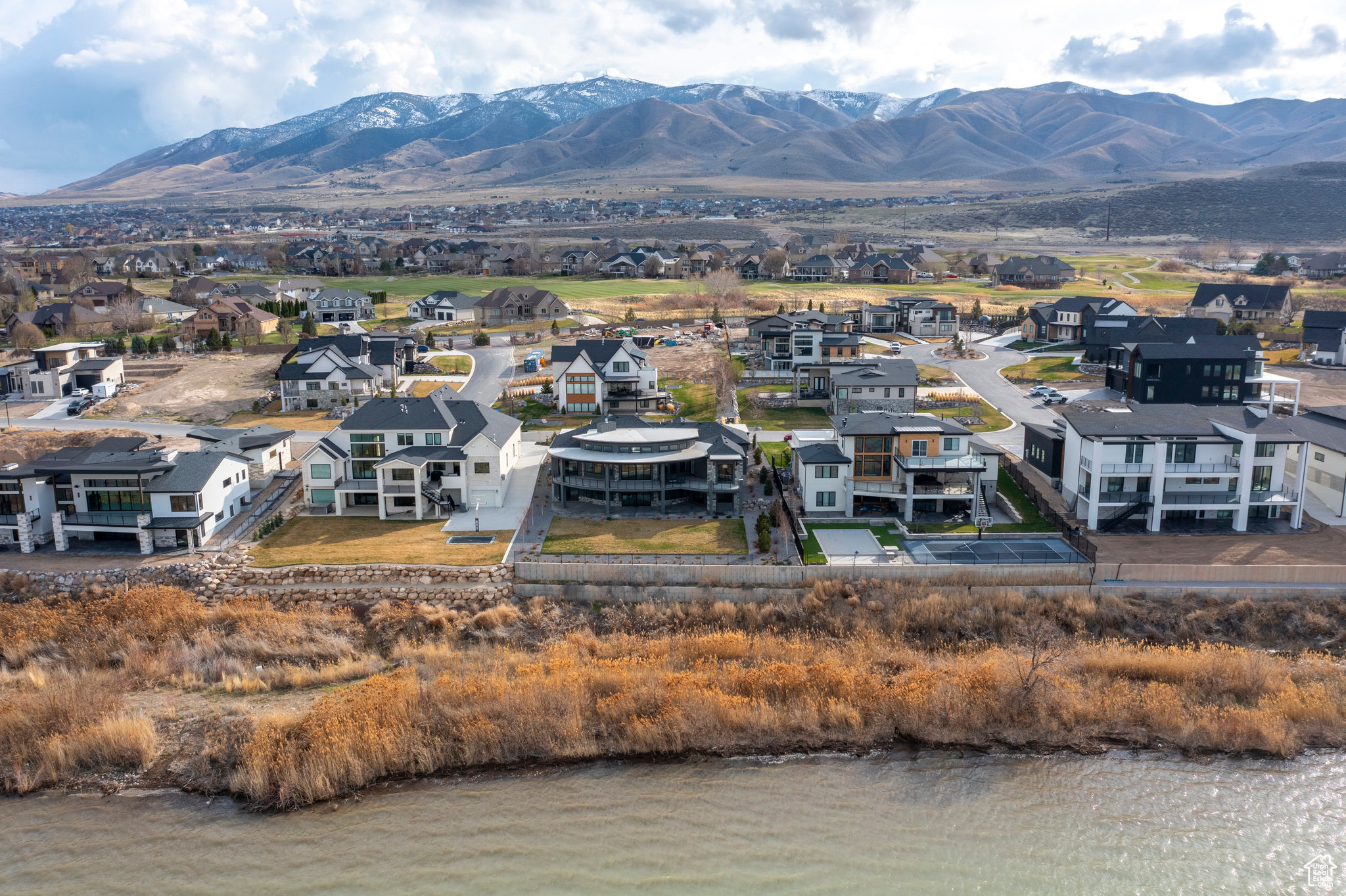 WILTSHIRE ESTATE - Residential