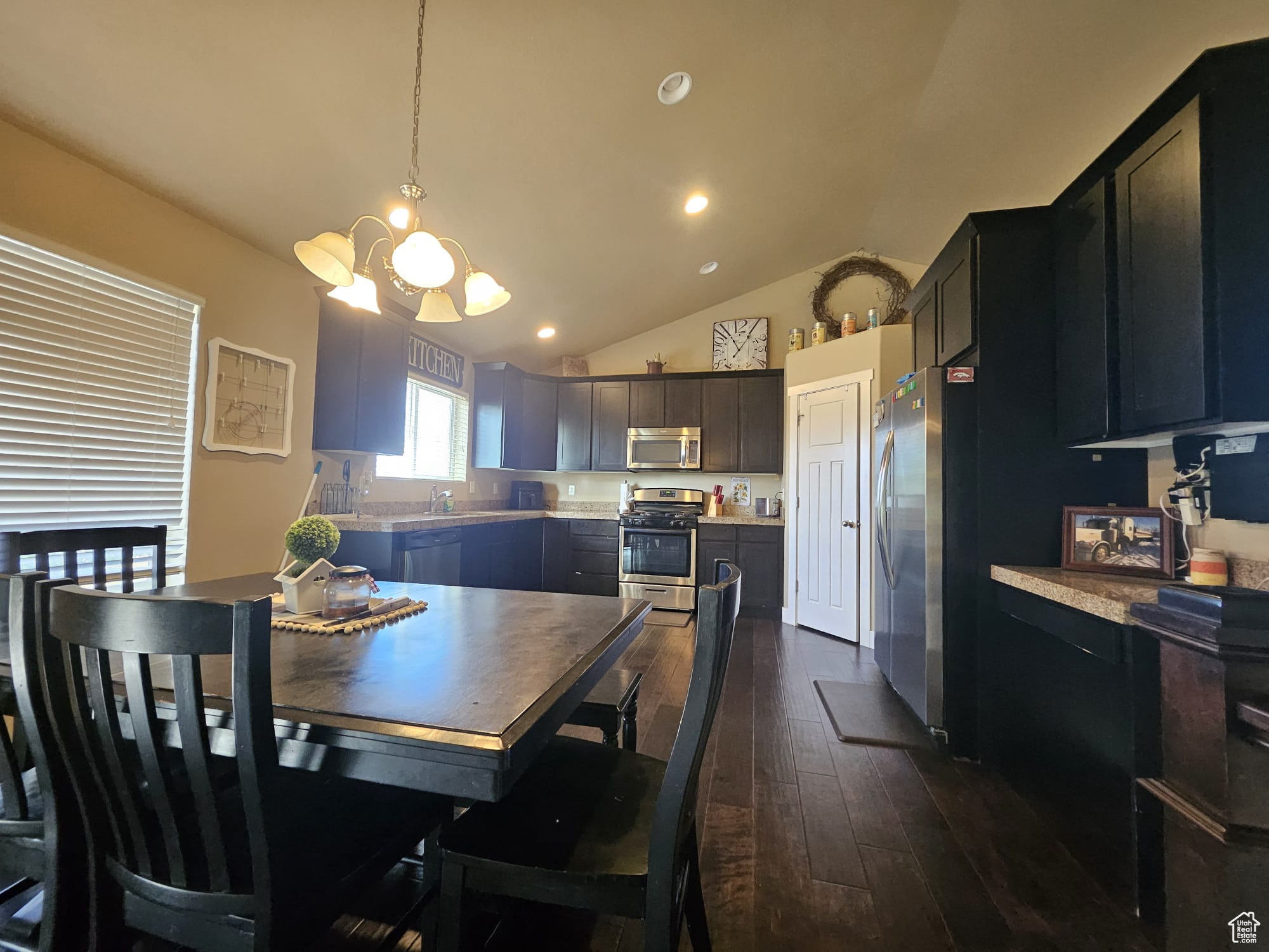 BALLARD ESTATES PHASE 1 - Residential