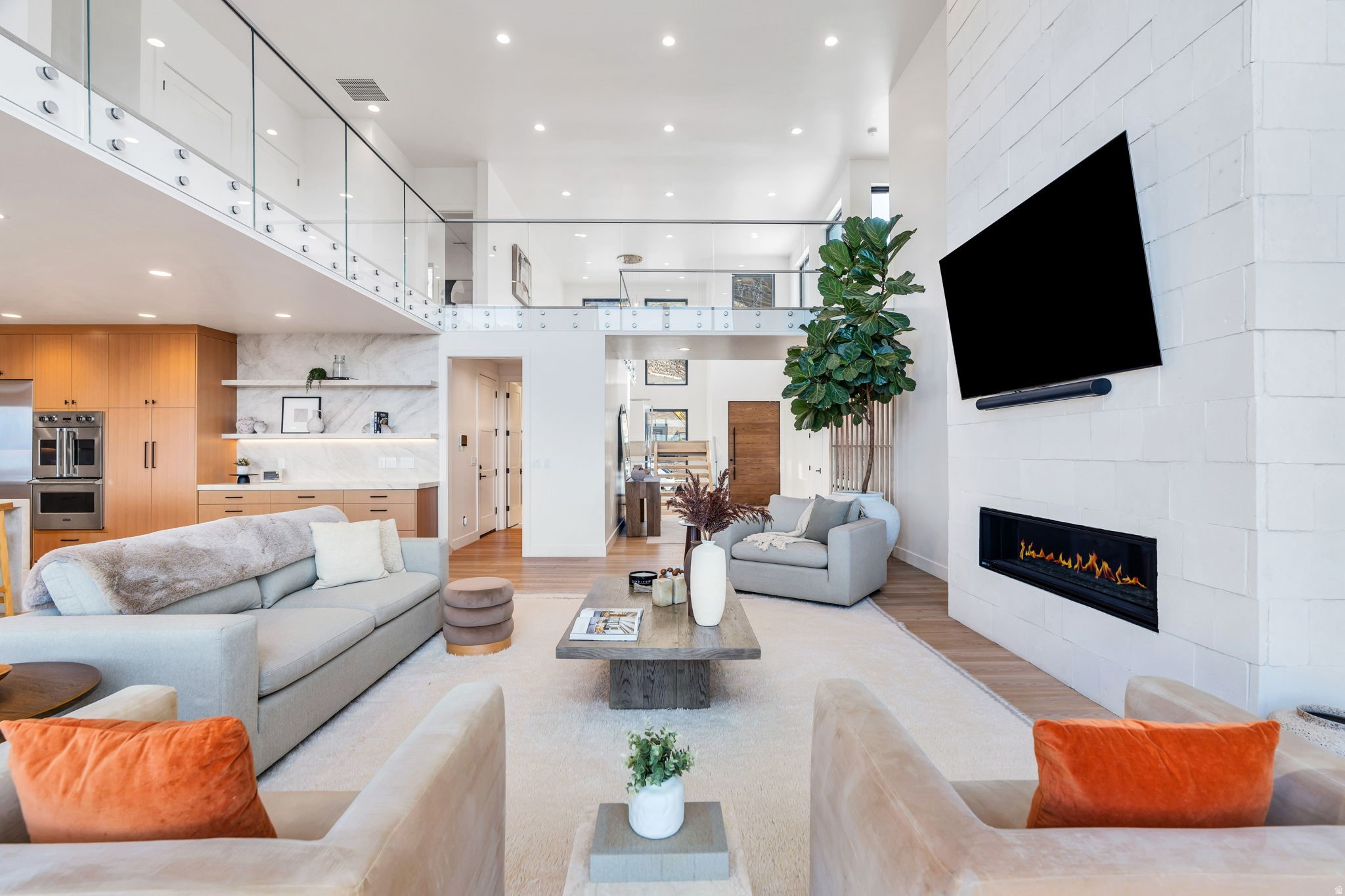 HIDDEN HOLLOW - Residential