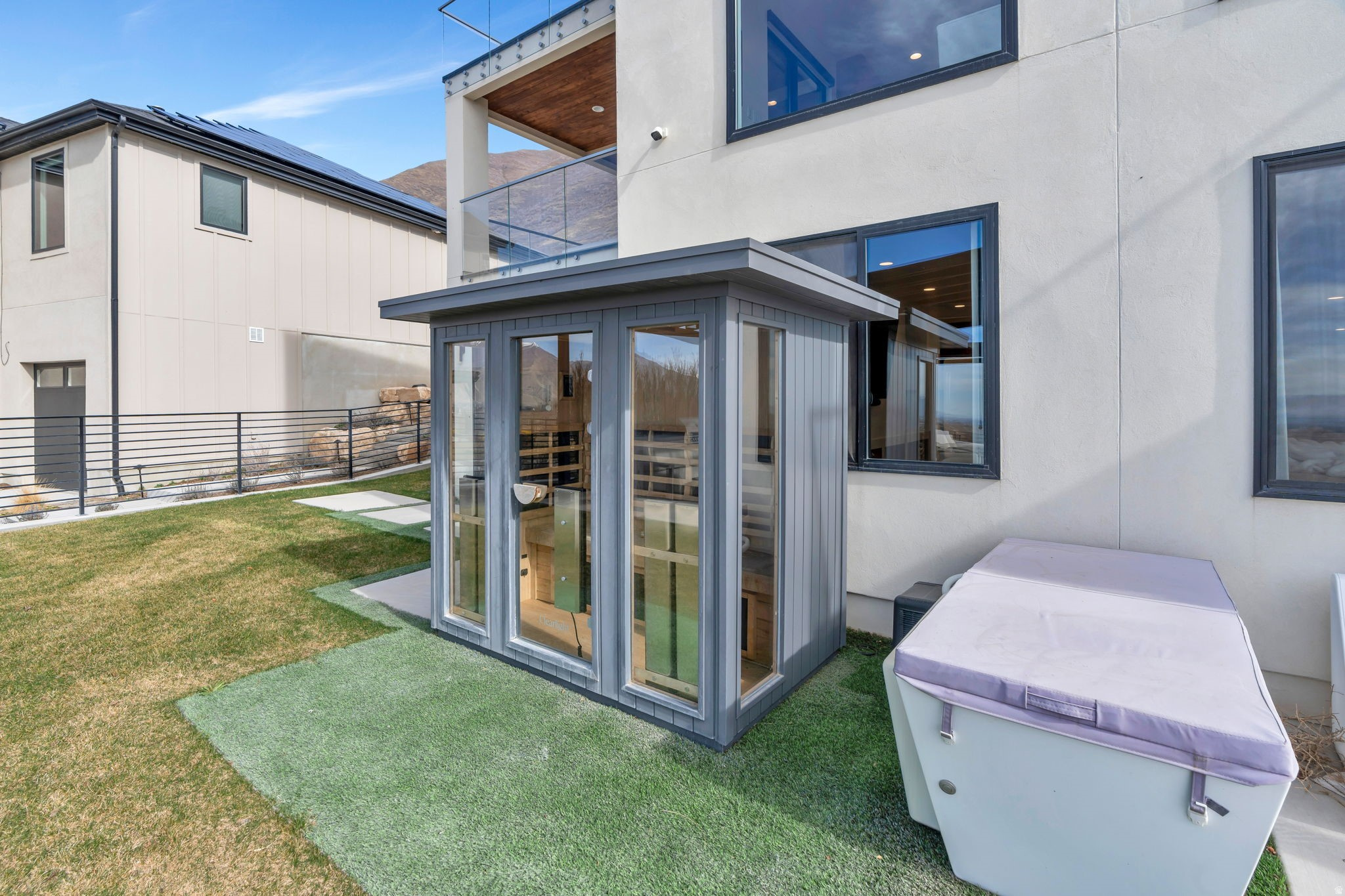 HIDDEN HOLLOW - Residential