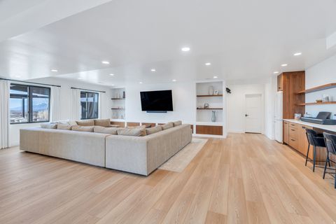 Tiny photo for 3918 S MAPLETON ESTATES DR, Mapleton, UT 84664 (MLS # 2144618)