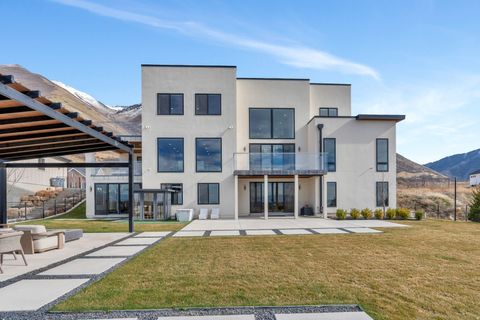 Tiny photo for 3918 S MAPLETON ESTATES DR, Mapleton, UT 84664 (MLS # 2144618)