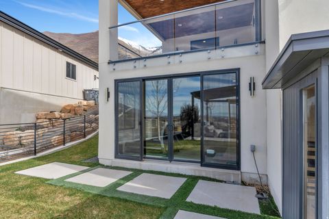 Tiny photo for 3918 S MAPLETON ESTATES DR, Mapleton, UT 84664 (MLS # 2144618)