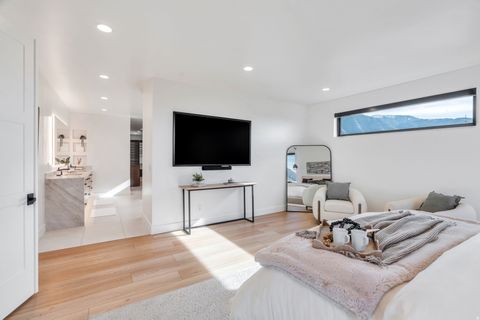 Tiny photo for 3918 S MAPLETON ESTATES DR, Mapleton, UT 84664 (MLS # 2144618)