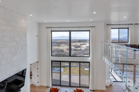 Tiny photo for 3918 S MAPLETON ESTATES DR, Mapleton, UT 84664 (MLS # 2144618)