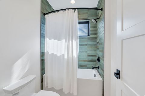 Tiny photo for 3918 S MAPLETON ESTATES DR, Mapleton, UT 84664 (MLS # 2144618)