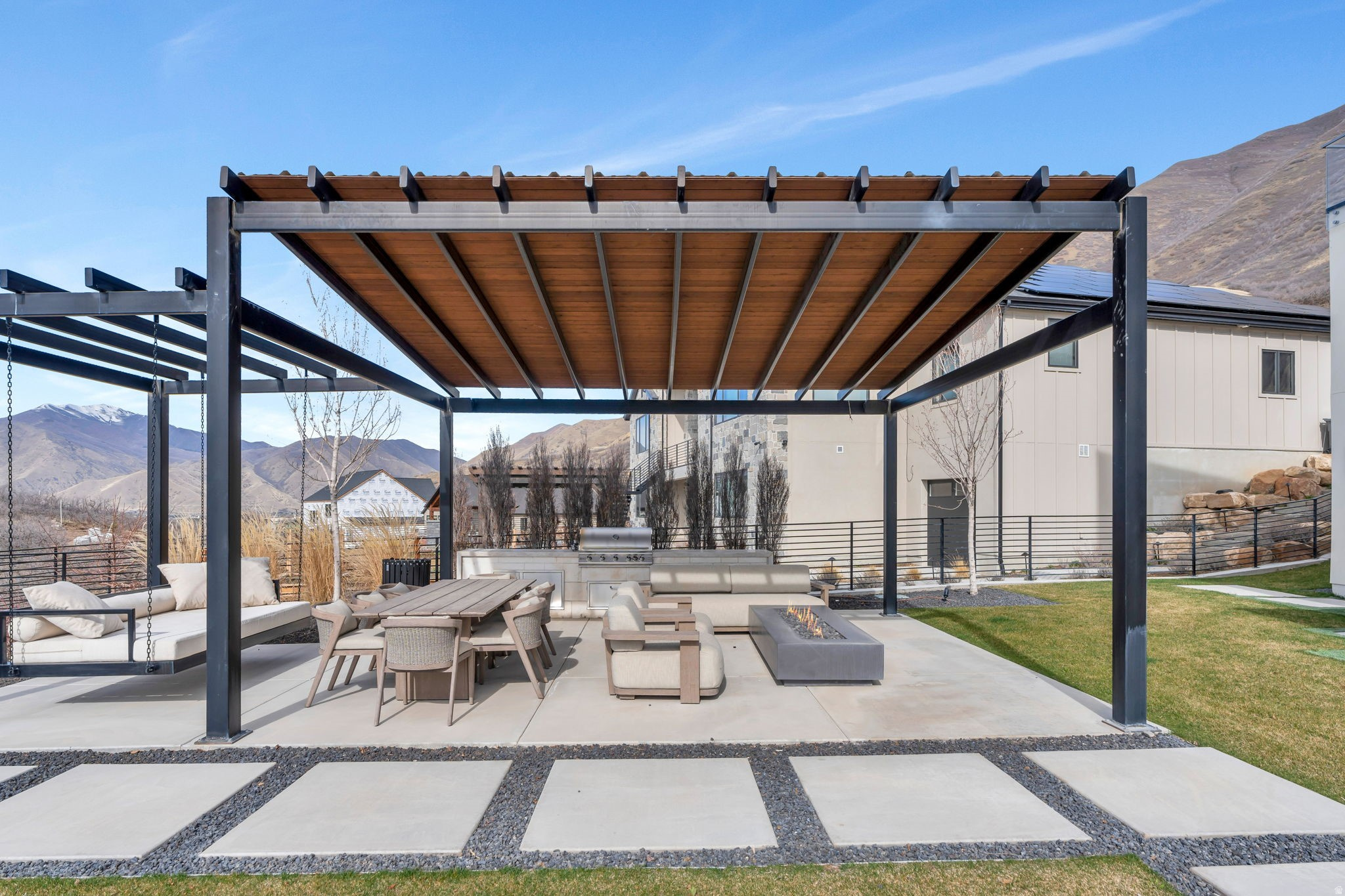 HIDDEN HOLLOW - Residential