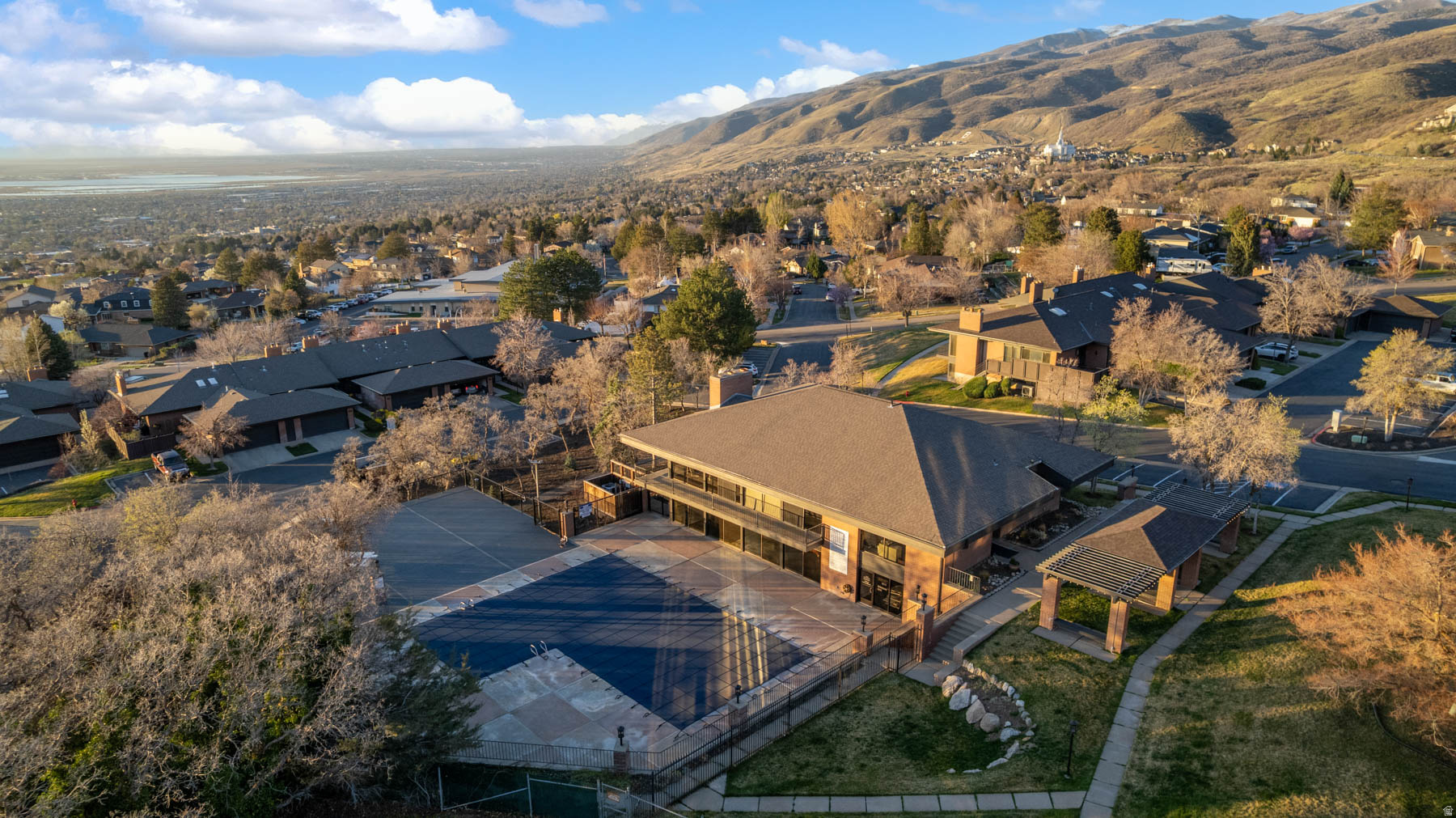 MAPLE HILLS - Residential