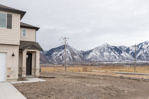 Tiny photo for 1052 N 1020 W LOT W #1, Salem, UT 84653 (MLS # 2140592)
