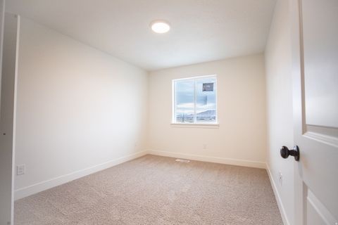 Tiny photo for 1052 N 1020 W LOT W #1, Salem, UT 84653 (MLS # 2140592)