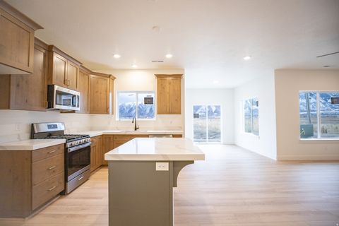 Tiny photo for 1052 N 1020 W LOT W #1, Salem, UT 84653 (MLS # 2140592)