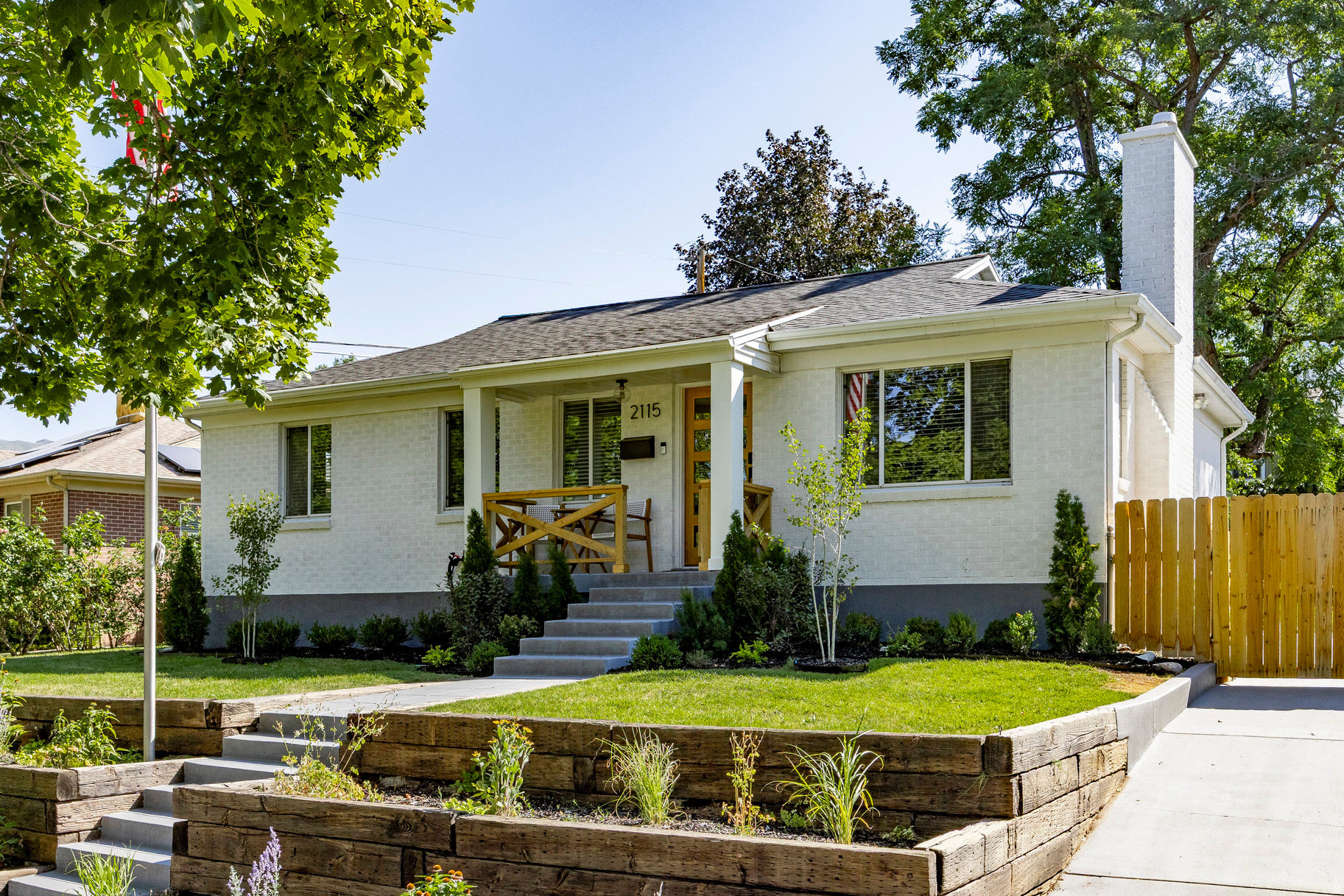 COUNTRY CLUB HEIGHTS - Residential