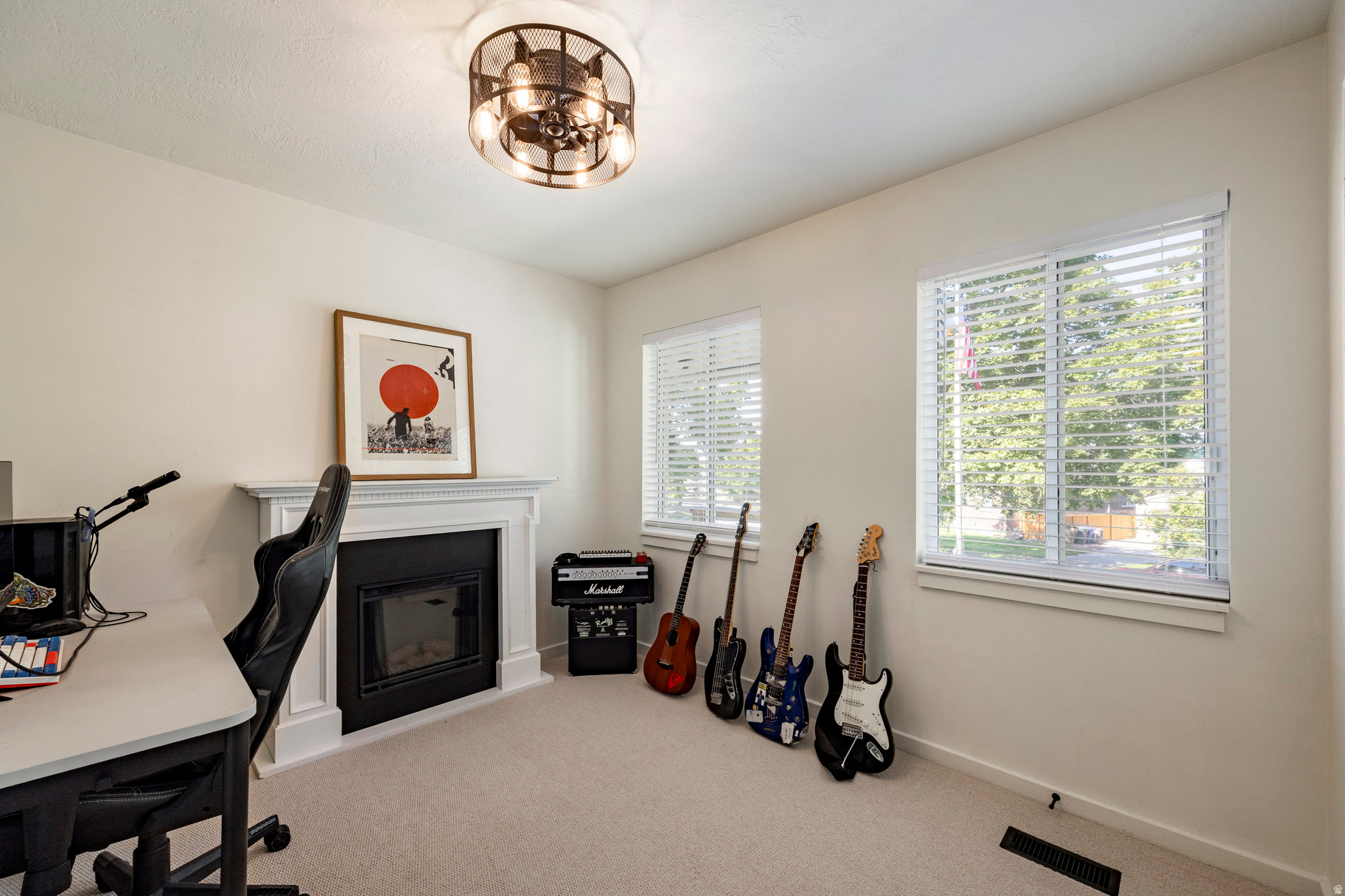 COUNTRY CLUB HEIGHTS - Residential
