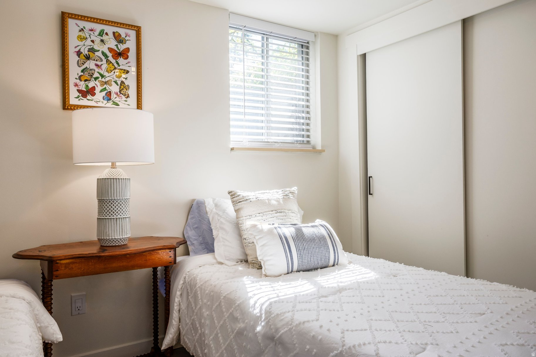 COUNTRY CLUB HEIGHTS - Residential