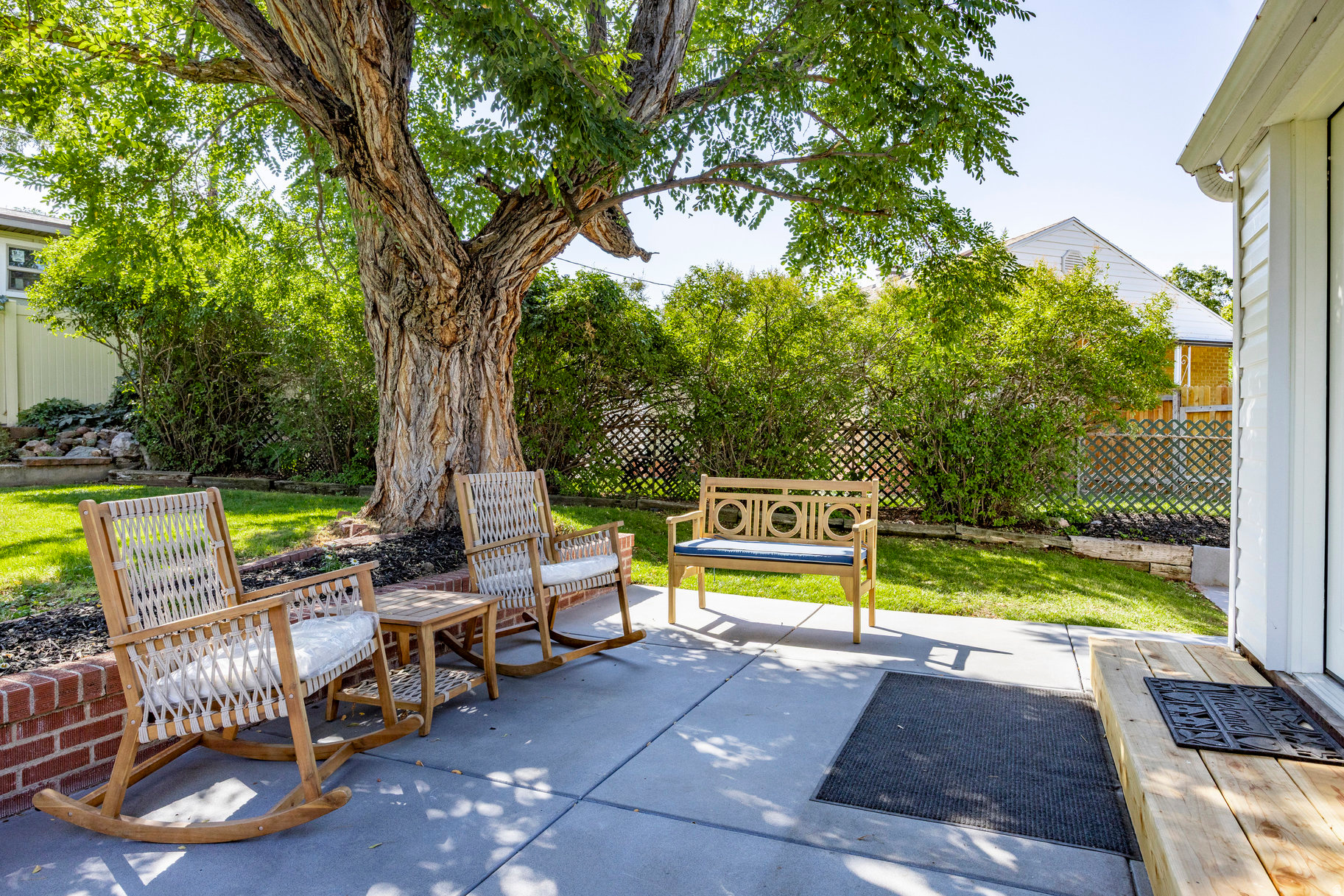 COUNTRY CLUB HEIGHTS - Residential