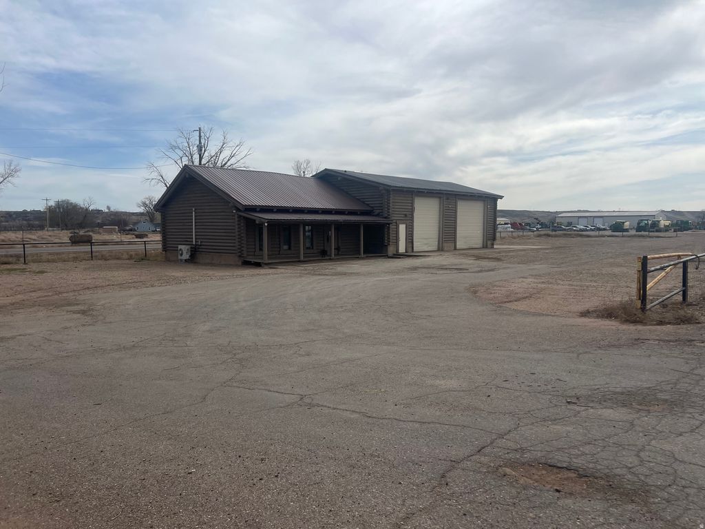Photo of 2085 W HIGHWAY 40, Roosevelt, UT 84066 (MLS # 2131177)