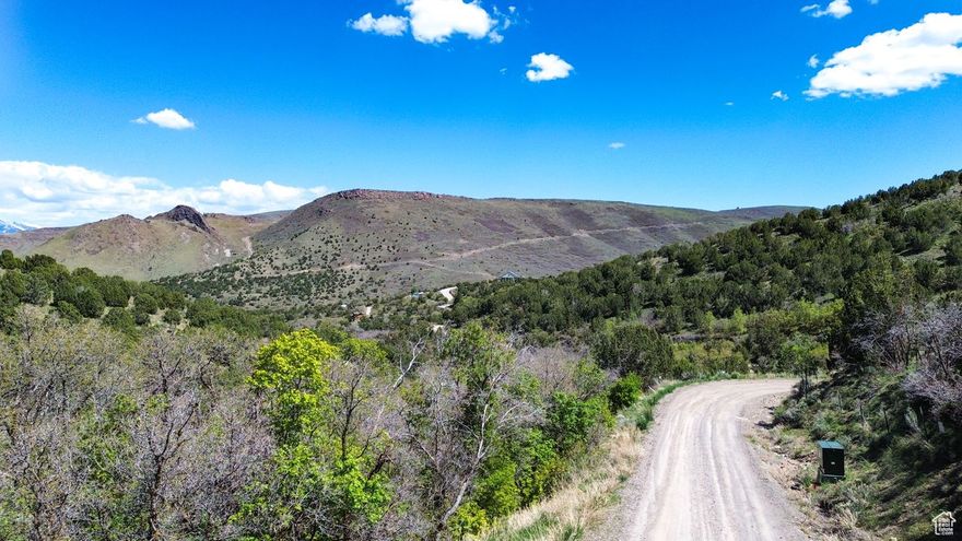 Want to see more stars at night!? Then this the place! You'll feel like you're on vacation here. Plenty of room to build your dream home and never look back. Could be used as horse property as well. Very convenient to Herriman amenities.  Seller financing- terms to be negotiated.