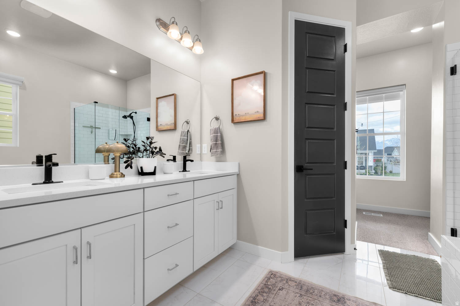 DAYBREAK - Residential