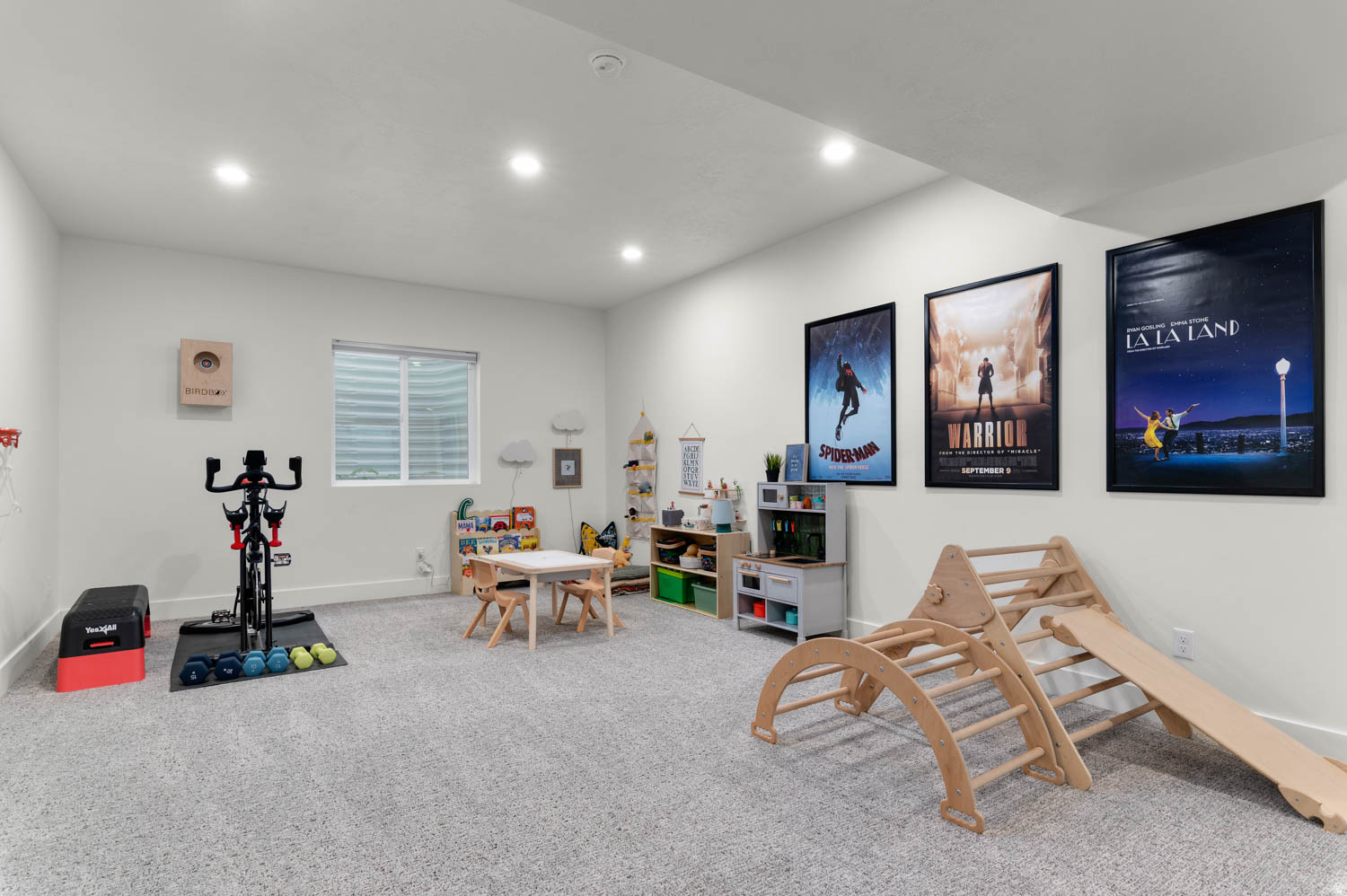 DAYBREAK - Residential