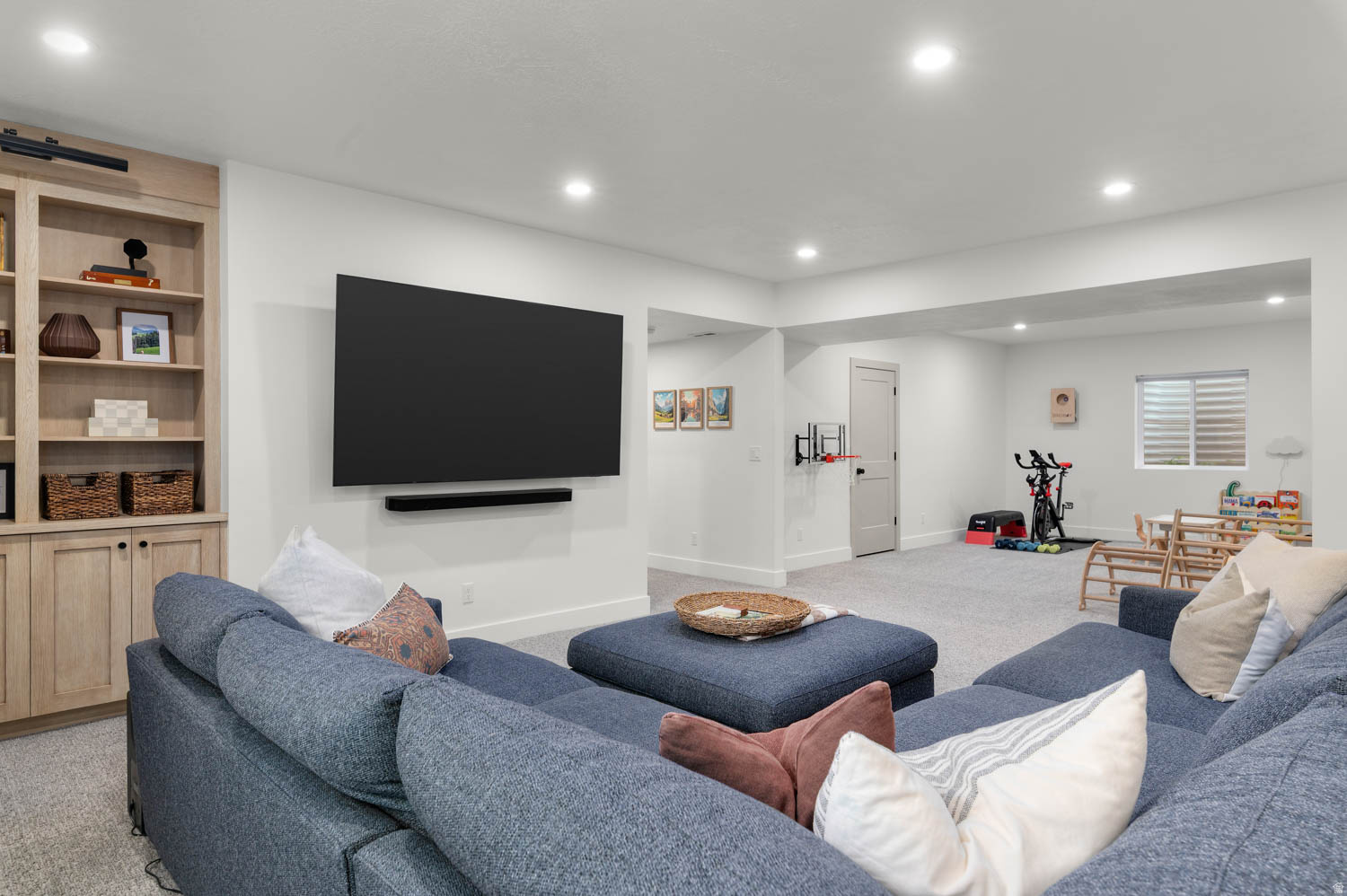 DAYBREAK - Residential