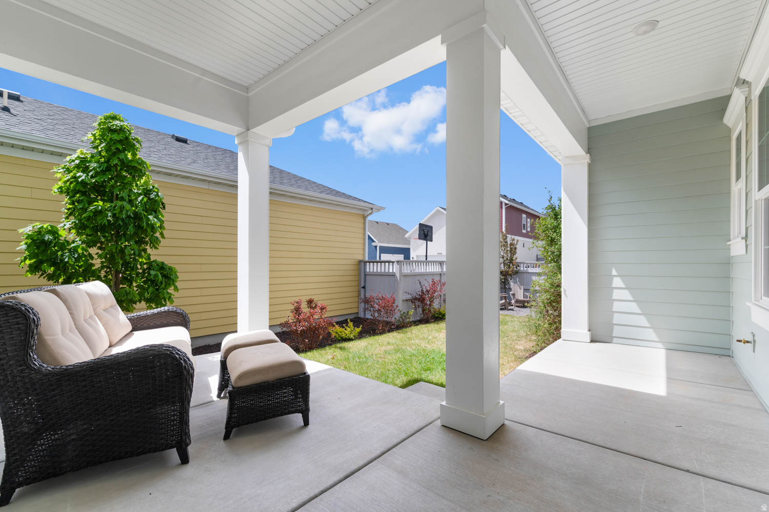 DAYBREAK - Residential