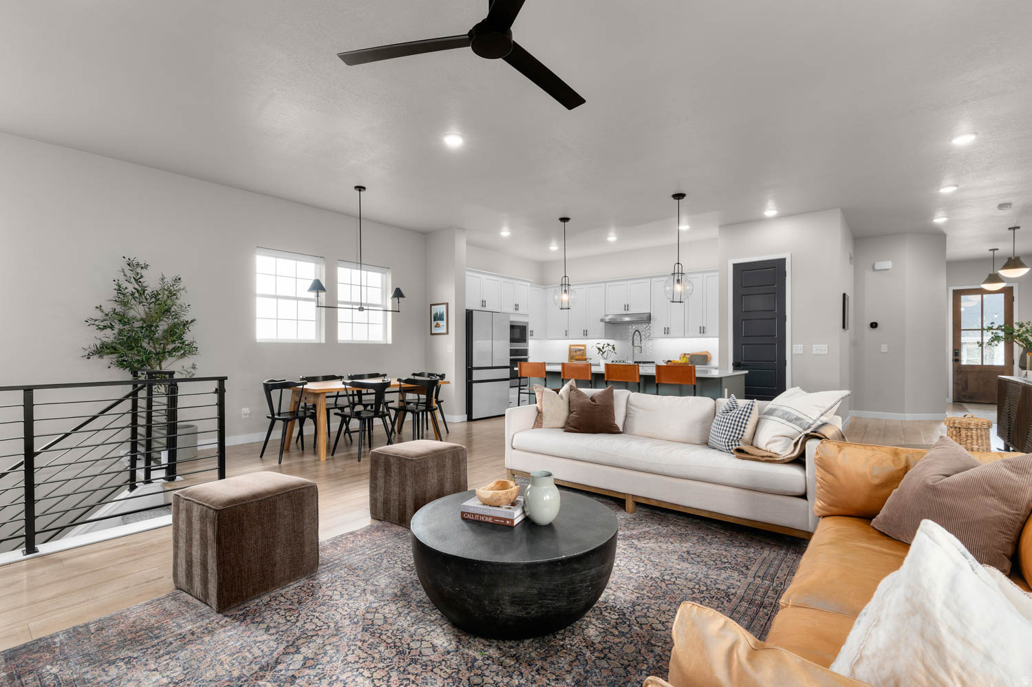 DAYBREAK - Residential