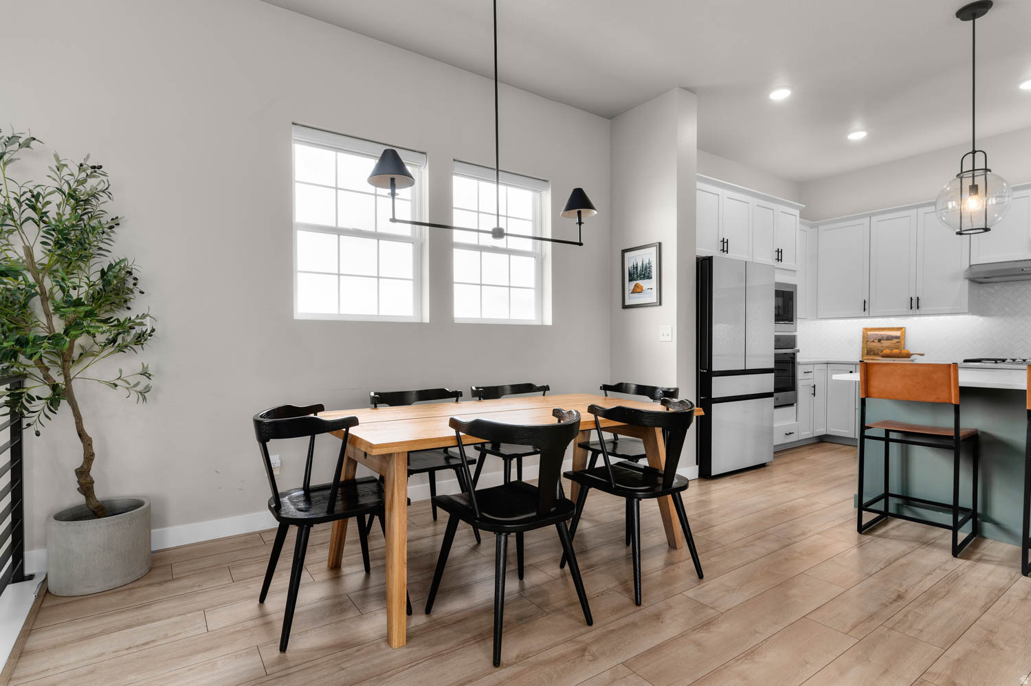 DAYBREAK - Residential