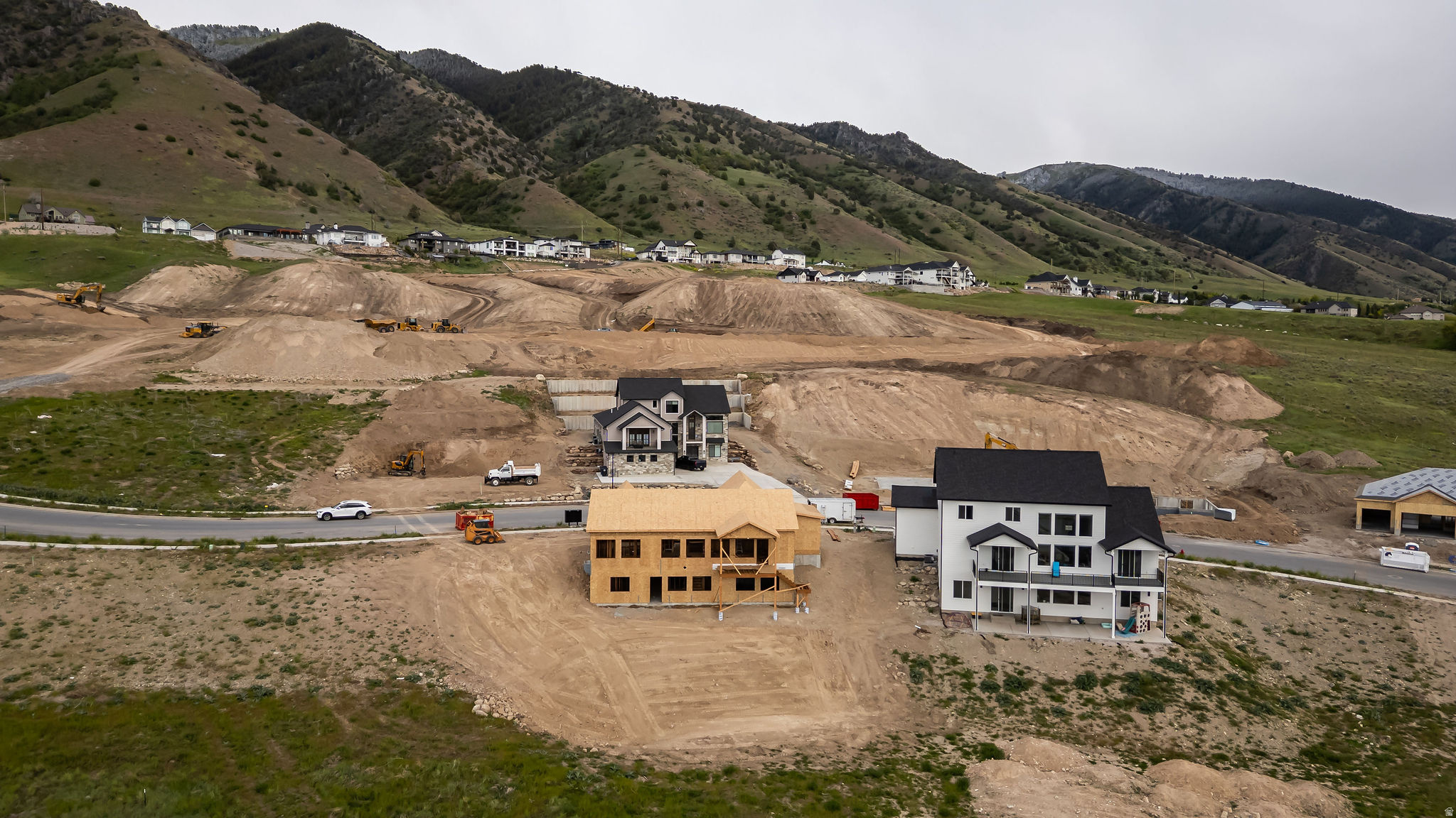 HOMES AT THE KNOLL - Residential