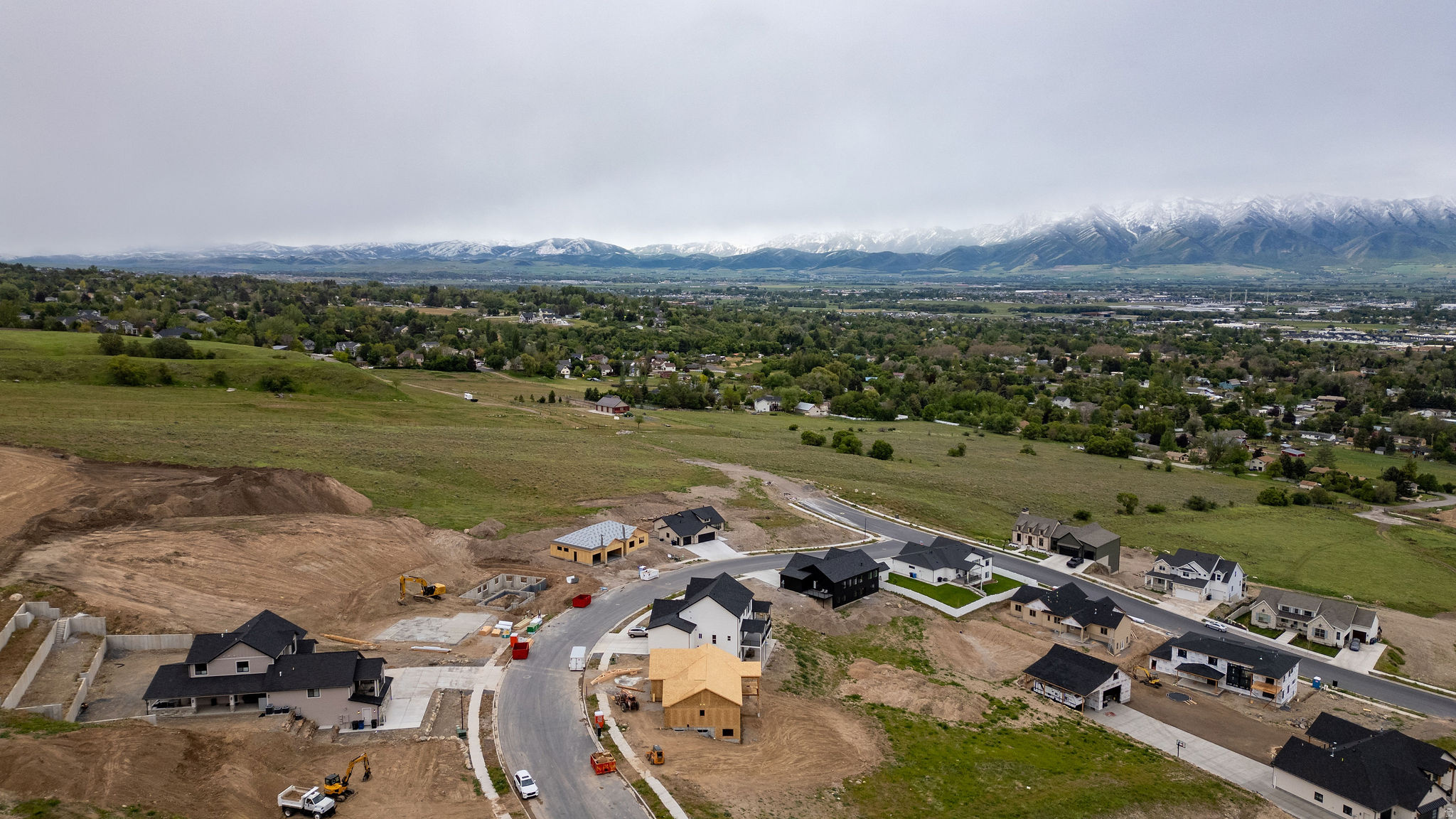 HOMES AT THE KNOLL - Residential