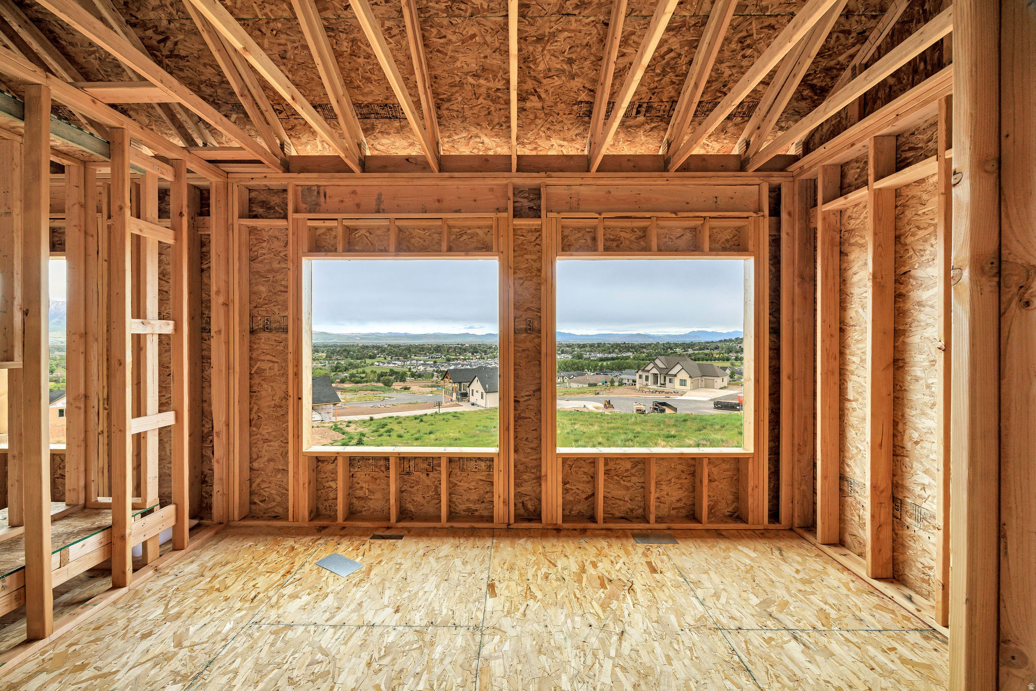 HOMES AT THE KNOLL - Residential