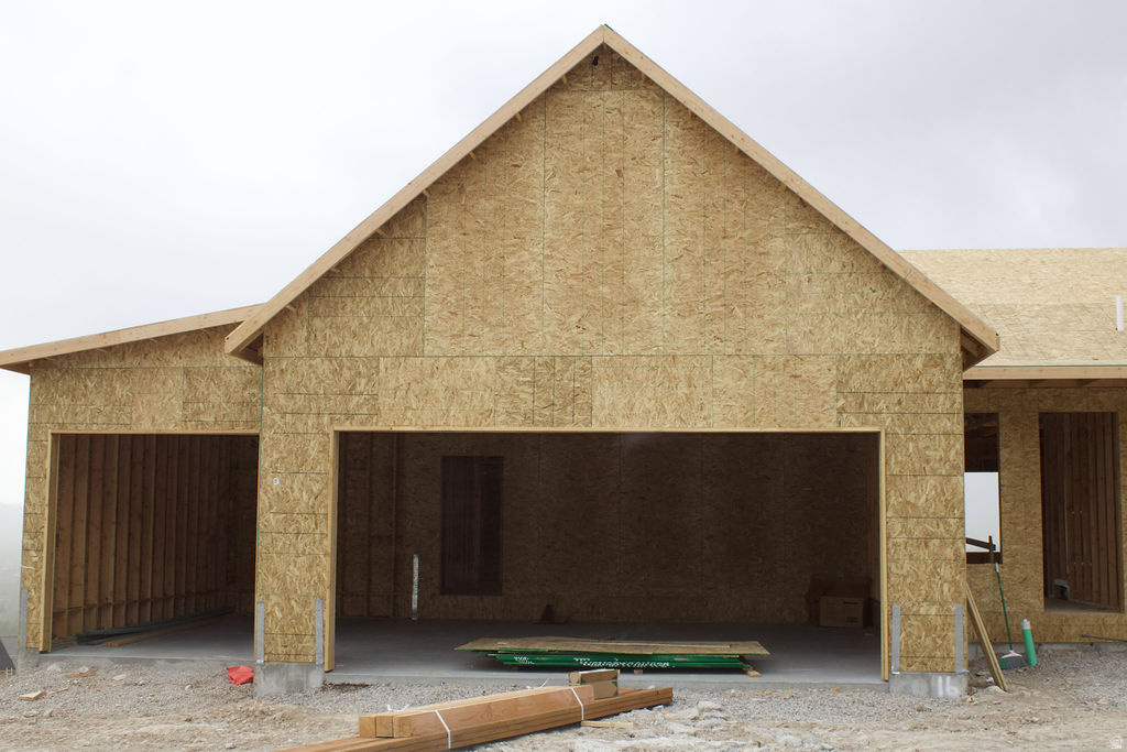 HOMES AT THE KNOLL - Residential