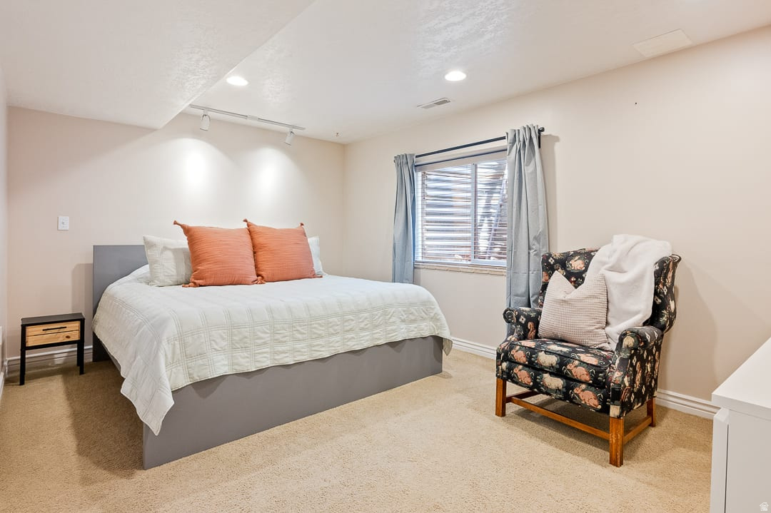 CANYON GROVE - Residential