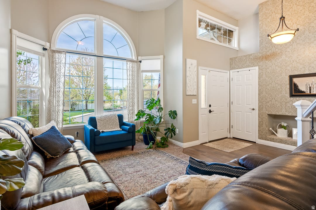 CANYON GROVE - Residential