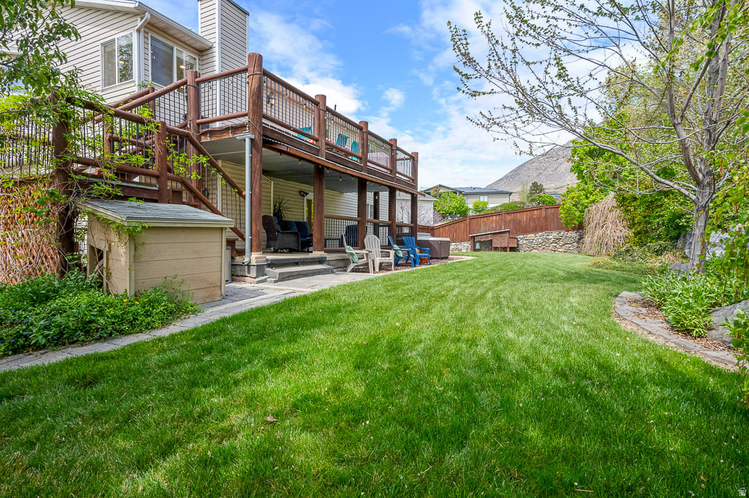 CANYON GROVE - Residential