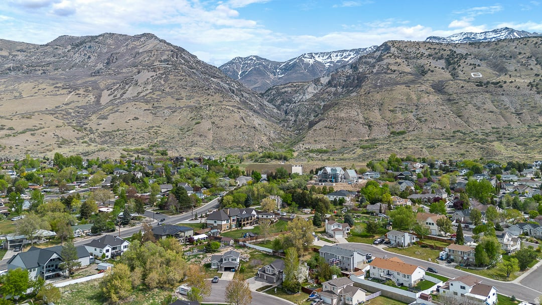 CANYON GROVE - Residential