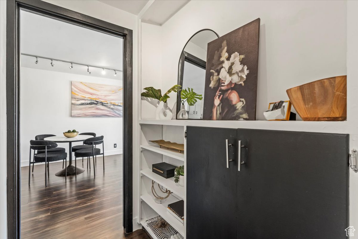 BONNEVILLE TOWER - Residential