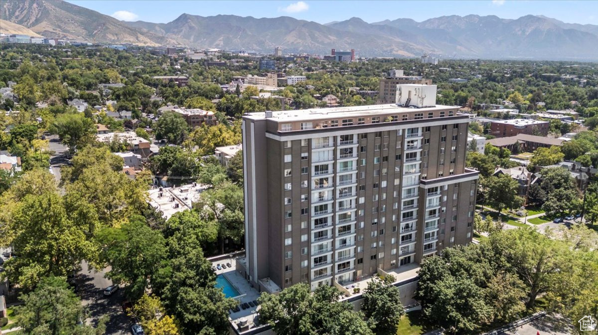 BONNEVILLE TOWER - Residential