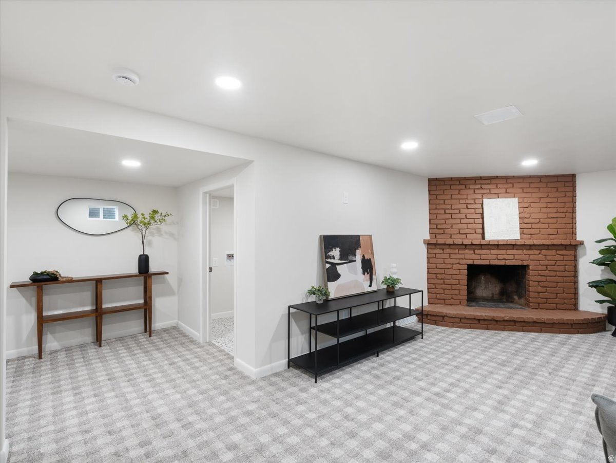 VIEW HEIGHTS - Residential