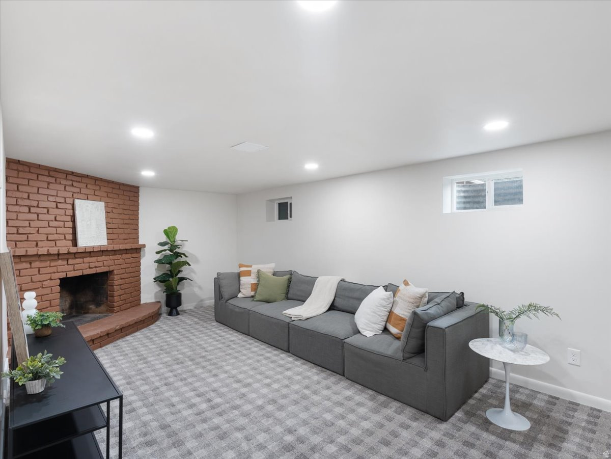 VIEW HEIGHTS - Residential