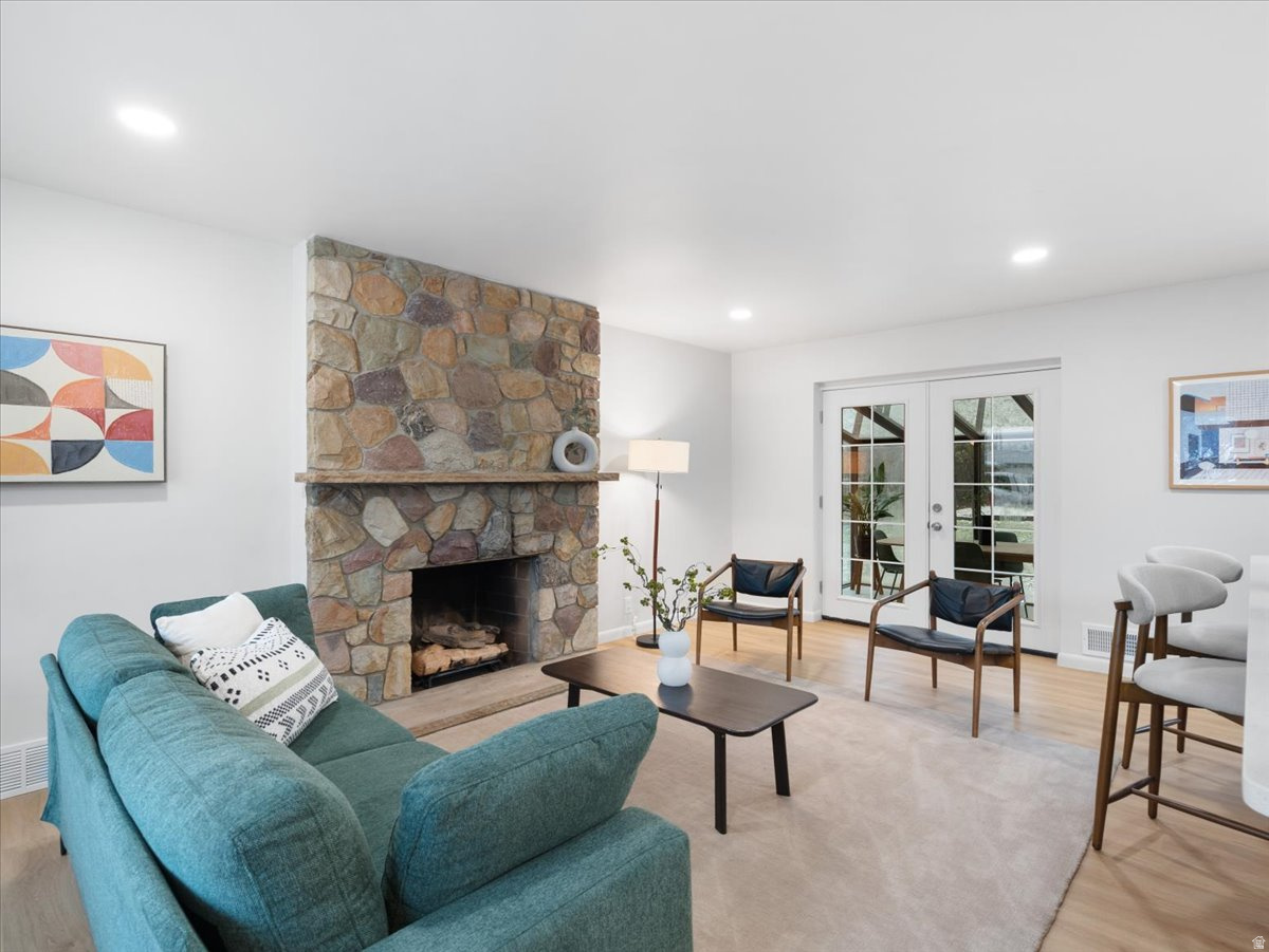 VIEW HEIGHTS - Residential