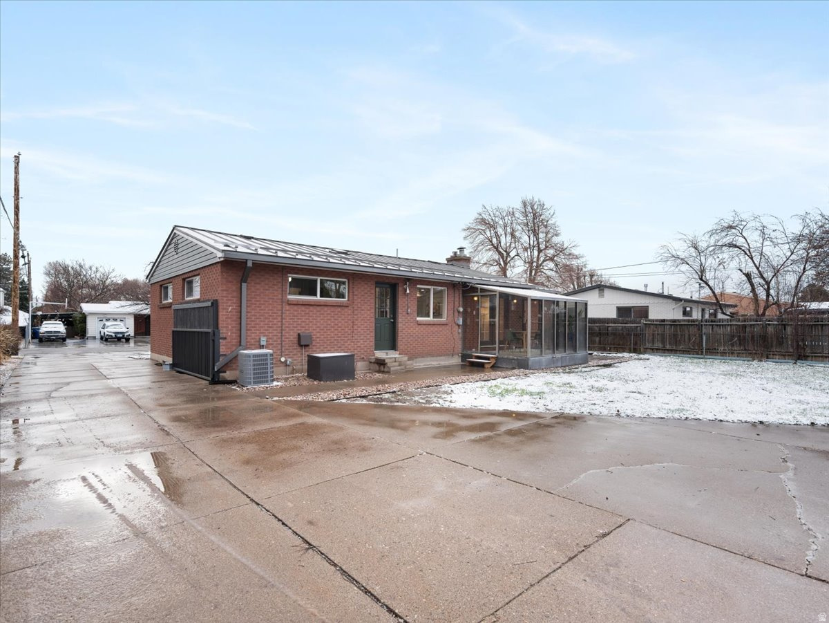 VIEW HEIGHTS - Residential