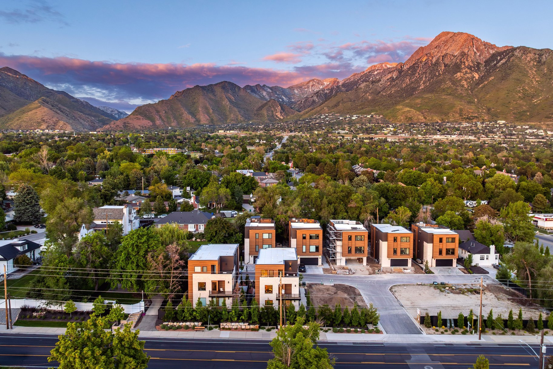 HOLLADAY PARK LANE - Residential