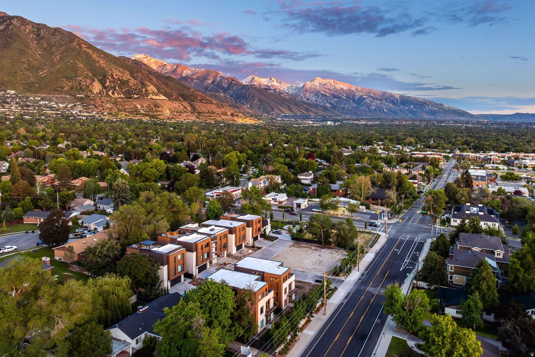 HOLLADAY PARK LANE - Residential